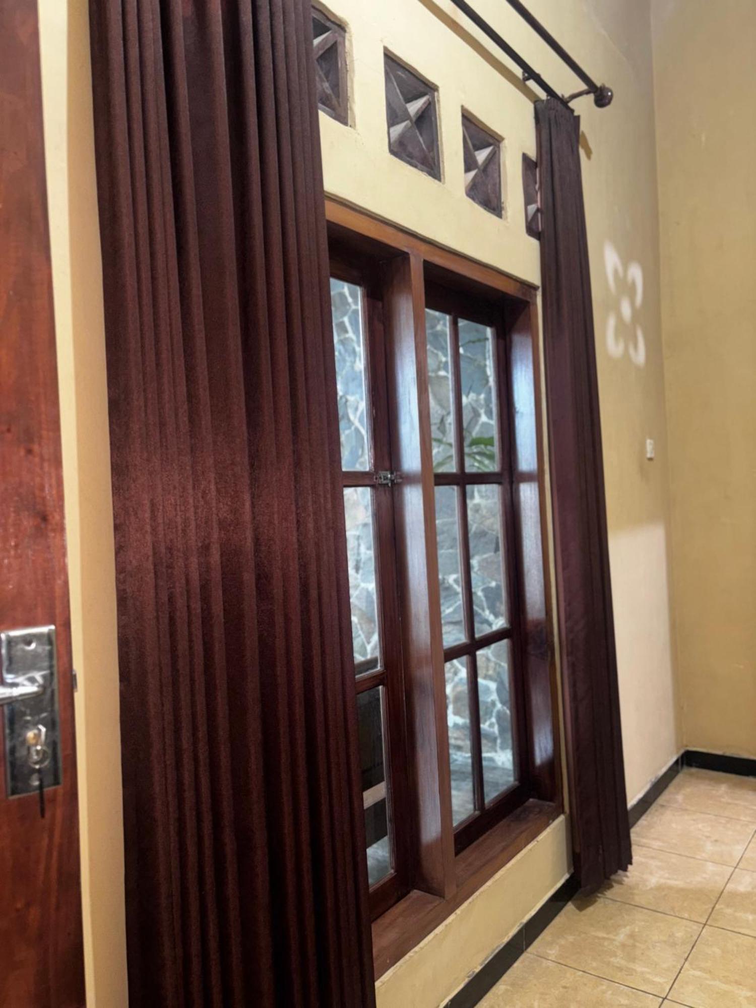 Good Feeling Ijen Banyuwangi Hostel Banyuwangi  Exterior photo